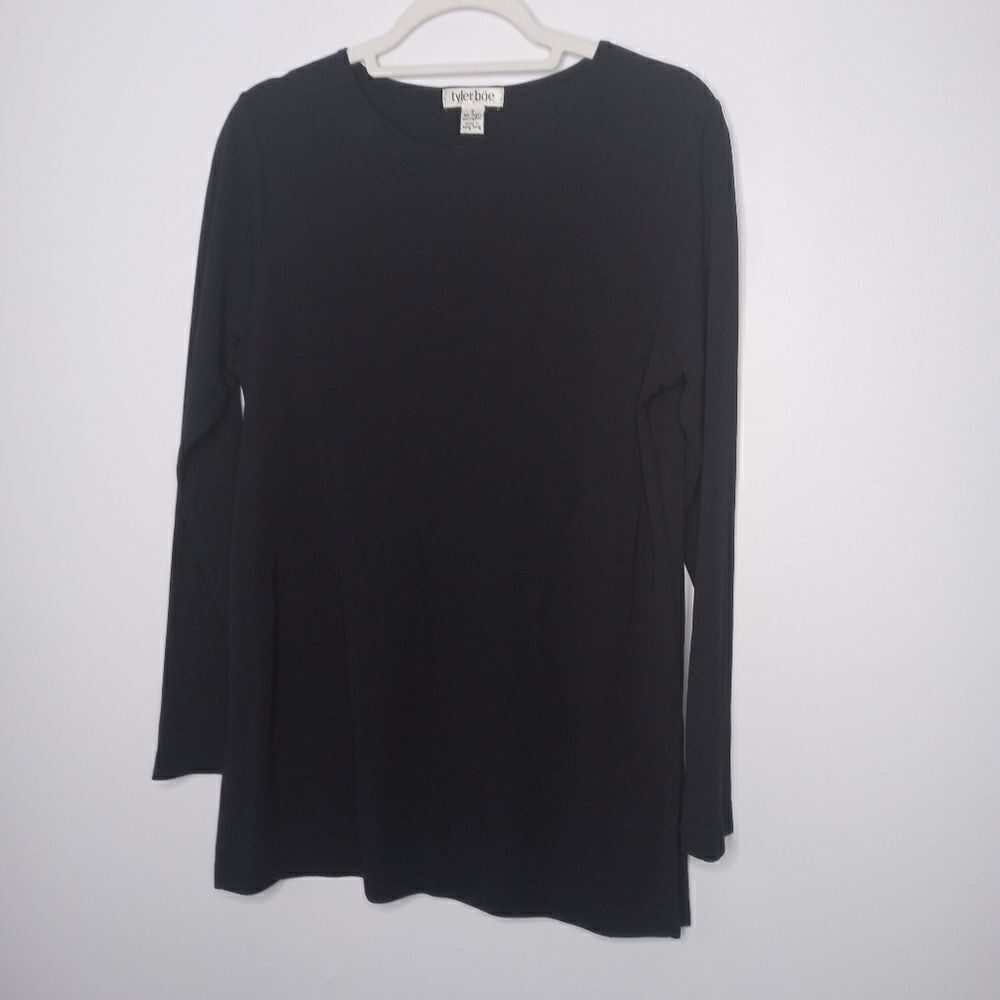 Tyler Boe navy blouse size small